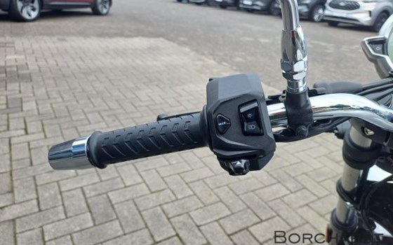 Neufahrzeug Moto Guzzi V7 Special - Bild 12