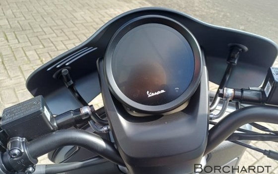 Gebrauchtmotorrad Vespa GTV 310 - Bild 12