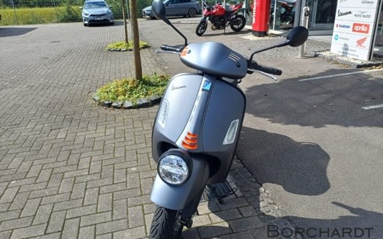 Gebrauchtmotorrad Vespa GTV 310 - Bild 9