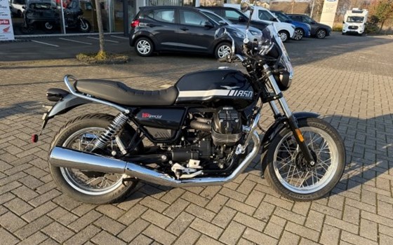 Gebrauchtmotorrad Moto Guzzi V7 Special - Bild 2