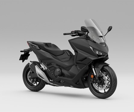 Neumotorrad Honda Forza 750