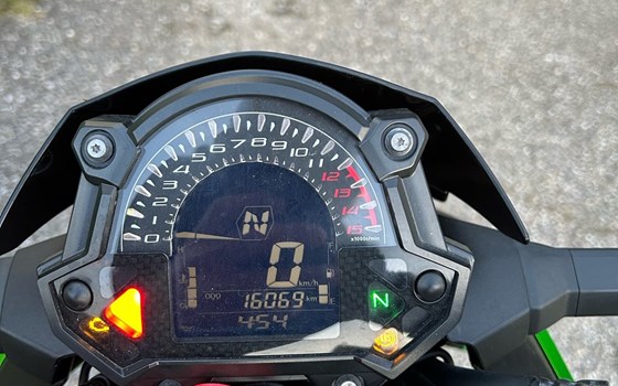 Gebrauchtmotorrad Kawasaki Z 400 - Bild 2