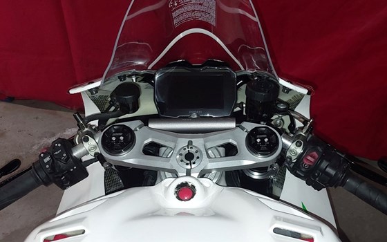 Gebrauchtmotorrad Ducati Panigale V4 - Bild 3