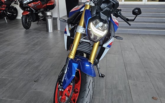 Neufahrzeug BMW F 900 R - Bild 4