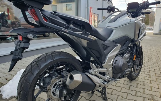 Gebrauchtmotorrad Honda NC750X DCT - Bild 6
