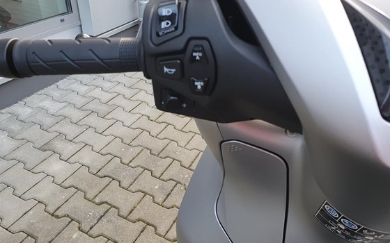 Neufahrzeug Honda SH350i - Bild 12