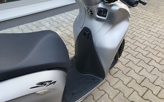 Neufahrzeug Honda SH350i - Bild 5