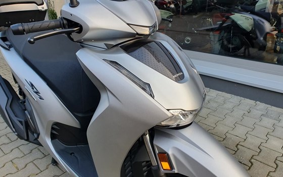 Neufahrzeug Honda SH350i - Bild 7