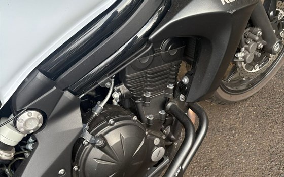 Gebrauchtmotorrad Kawasaki ER-6n - Bild 5