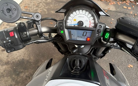 Gebrauchtmotorrad Kawasaki ER-6n - Bild 6