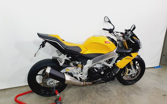 Gebrauchtmotorrad Aprilia Tuono V4 R APRC - Bild 3