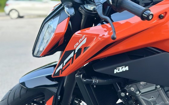 Gebrauchtmotorrad KTM 790 Duke L - Bild 2