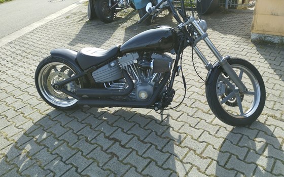 Gebrauchtmotorrad Harley-Davidson Softtail Rocker C FXCWC - Bild 1