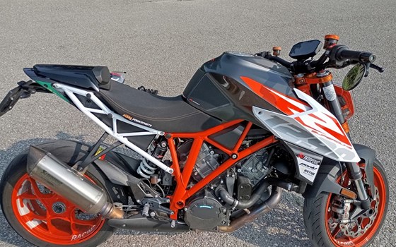 Gebrauchtmotorrad KTM 1290 Super Duke R - Bild 2