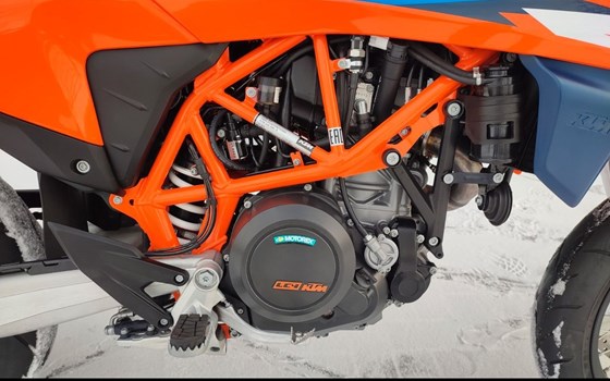 Gebrauchtmotorrad KTM 690 SMC R - Bild 8