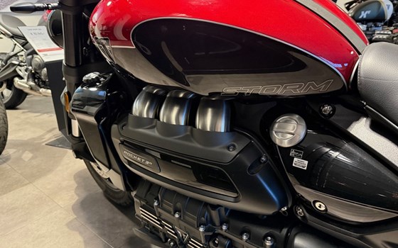 Gebrauchtmotorrad Triumph Rocket 3 Storm R - Bild 4