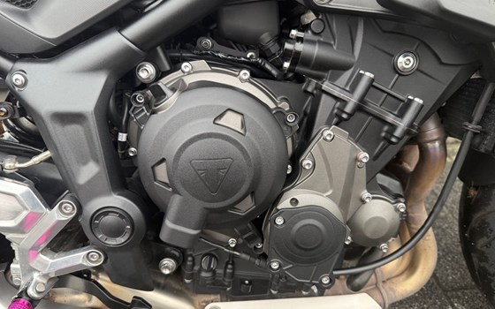 Gebrauchtmotorrad Triumph Trident 660 - Bild 4