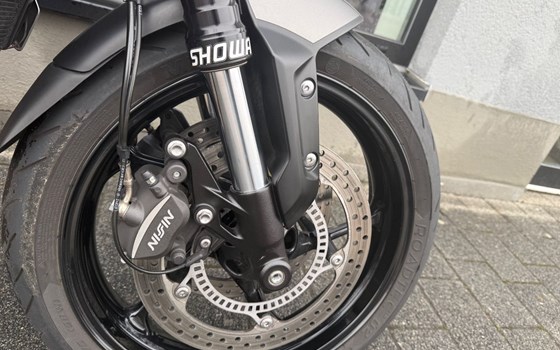 Gebrauchtmotorrad Triumph Trident 660 - Bild 6