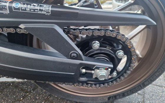 Gebrauchtmotorrad Honda CB650R E-Clutch - Bild 12