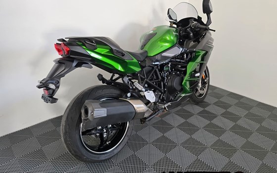 Gebrauchtmotorrad Kawasaki Ninja H2 SX SE - Bild 5