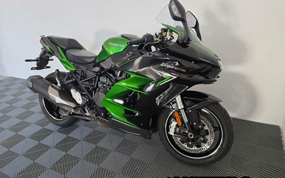 Gebrauchtmotorrad Kawasaki Ninja H2 SX SE - Bild 7