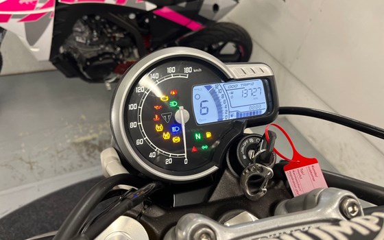 Gebrauchtmotorrad Triumph Scrambler 400 X - Bild 7