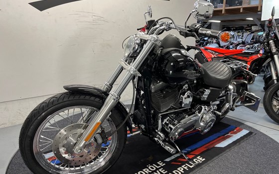 Gebrauchtmotorrad Harley-Davidson Dyna Street Bob FXDB - Bild 10