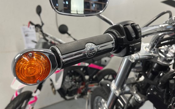 Gebrauchtmotorrad Harley-Davidson Dyna Street Bob FXDB - Bild 7