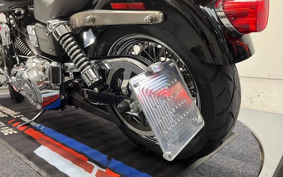 Gebrauchtmotorrad Harley-Davidson Dyna Street Bob FXDB - Bild 8