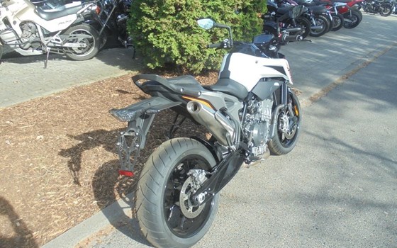 Gebrauchtmotorrad KTM 790 Duke L - Bild 3