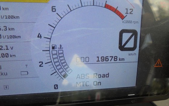 Gebrauchtmotorrad KTM 390 Adventure - Bild 8