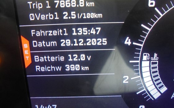 Gebrauchtmotorrad KTM RC 125 - Bild 7