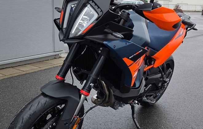 KTM 890 SMT