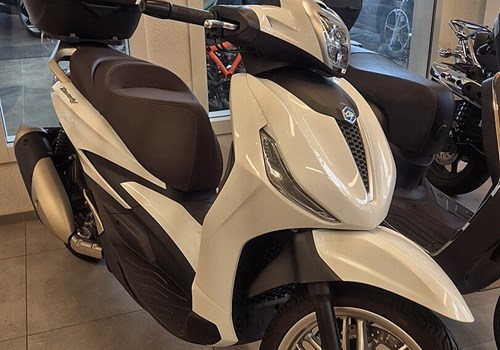 Piaggio Beverly 300 hpe