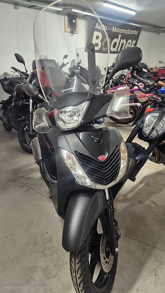 Honda SH125i Sport