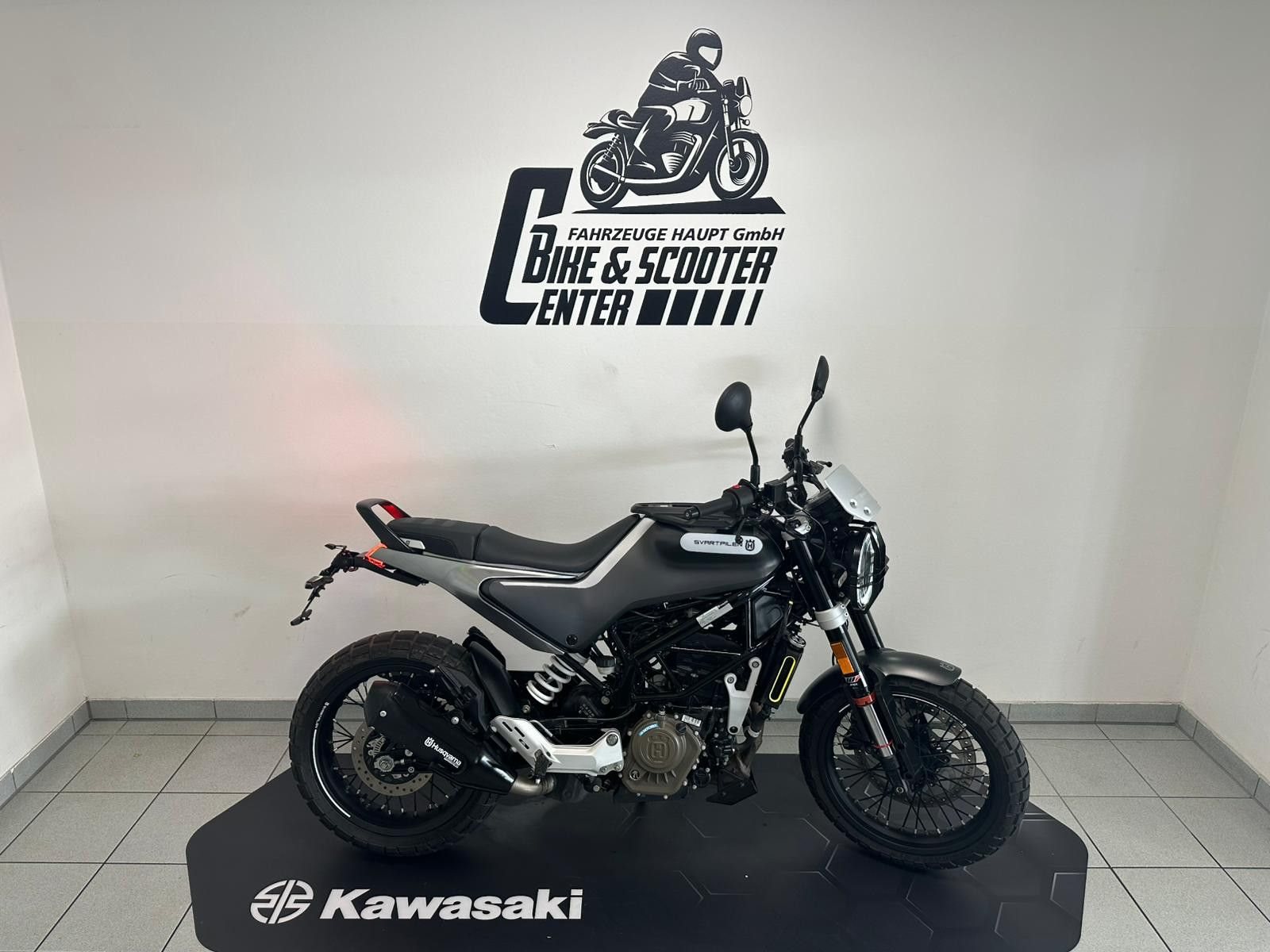 Husqvarna Svartpilen 125