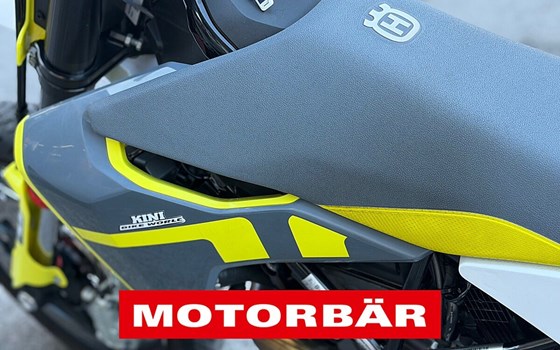 Gebrauchtmotorrad Husqvarna 701 Supermoto - Bild 8