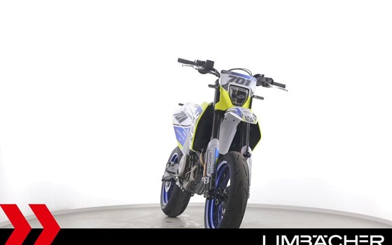 Neufahrzeug Husqvarna 701 Supermoto - Bild 11