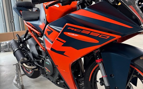 Gebrauchtmotorrad KTM RC 390 - Bild 1
