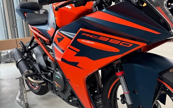 Gebrauchtmotorrad KTM RC 390 - Bild 1