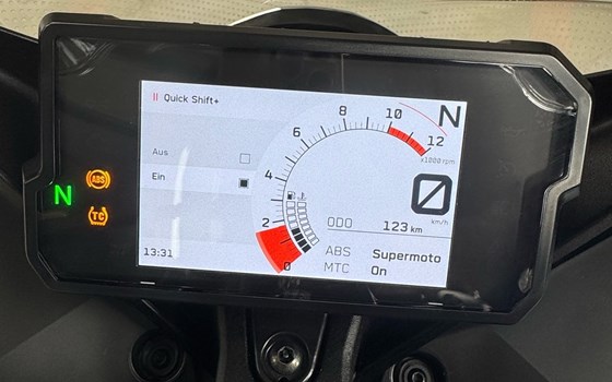 Gebrauchtmotorrad KTM RC 390 - Bild 10