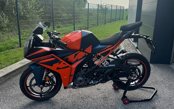 Gebrauchtmotorrad KTM RC 390 - Bild 7