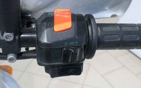 Gebrauchtmotorrad Aprilia Pegaso 650 - Bild 8