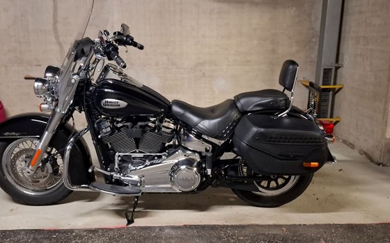 Gebrauchtmotorrad Harley-Davidson Softail Heritage Classic 114 FLHCS - Bild 2