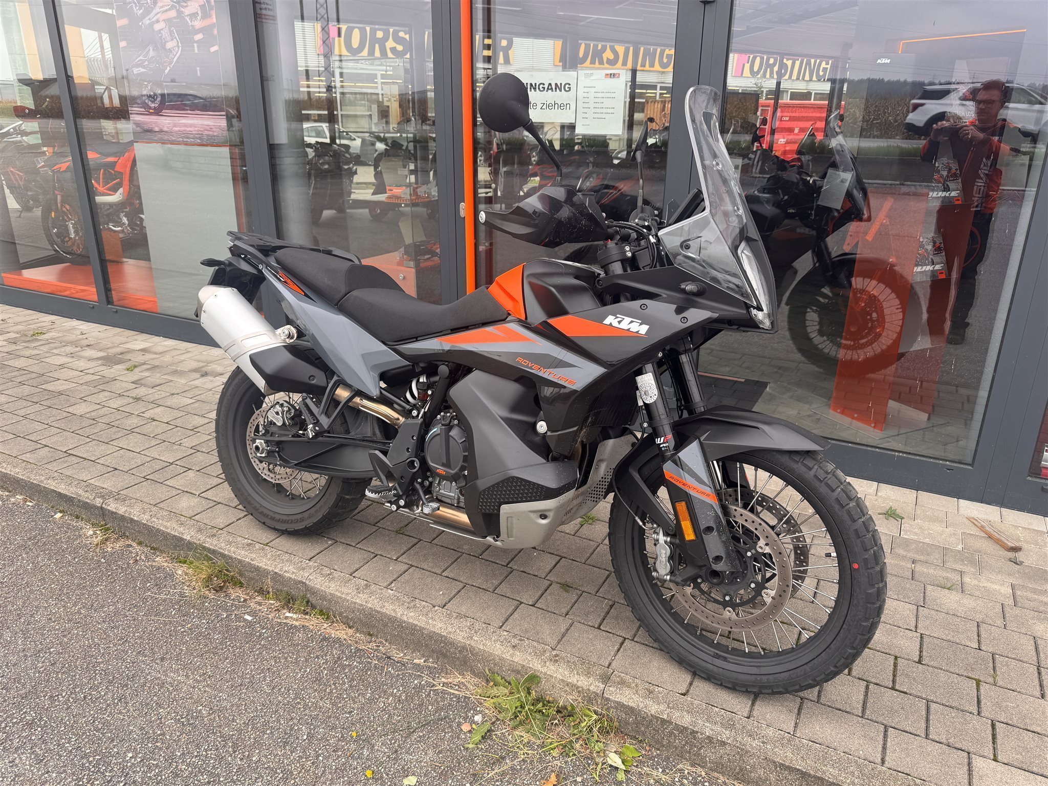 KTM 890 Adventure