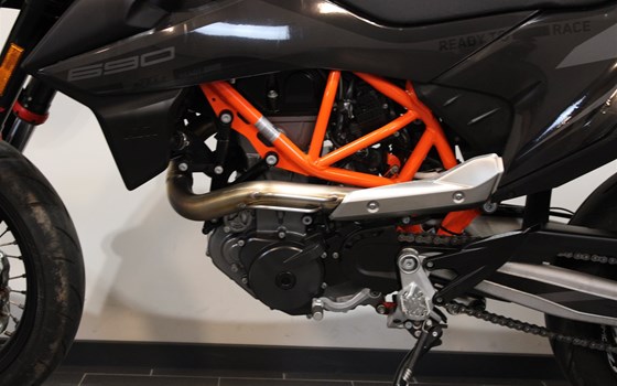 Gebrauchtmotorrad KTM 690 SMC R - Bild 9