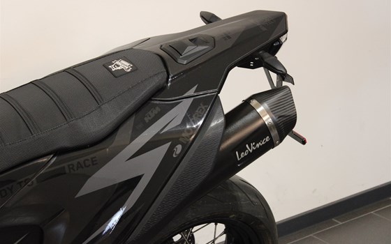 Gebrauchtmotorrad KTM 690 SMC R - Bild 14