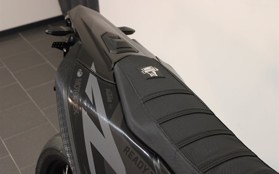 Gebrauchtmotorrad KTM 690 SMC R - Bild 12