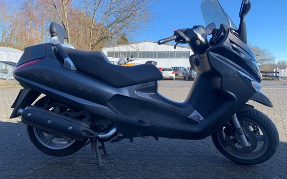 Gebrauchtmotorrad Piaggio X-EVO 400 - Bild 4
