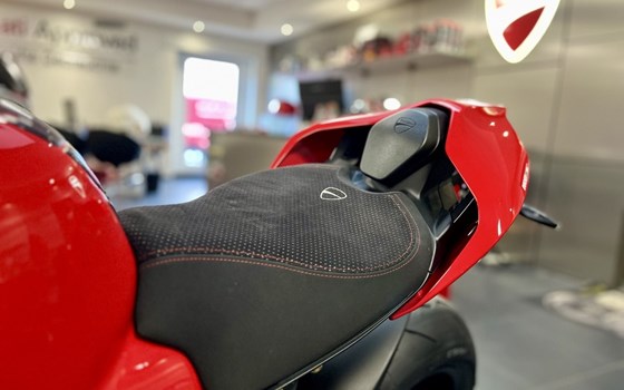 Gebrauchtmotorrad Ducati Streetfighter V4 S - Bild 10